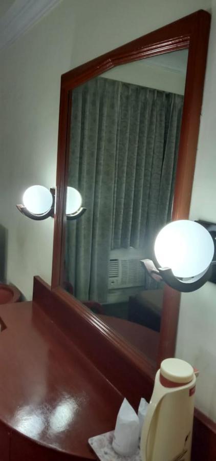 Hotel Goutham Manor Chennai Exterior photo